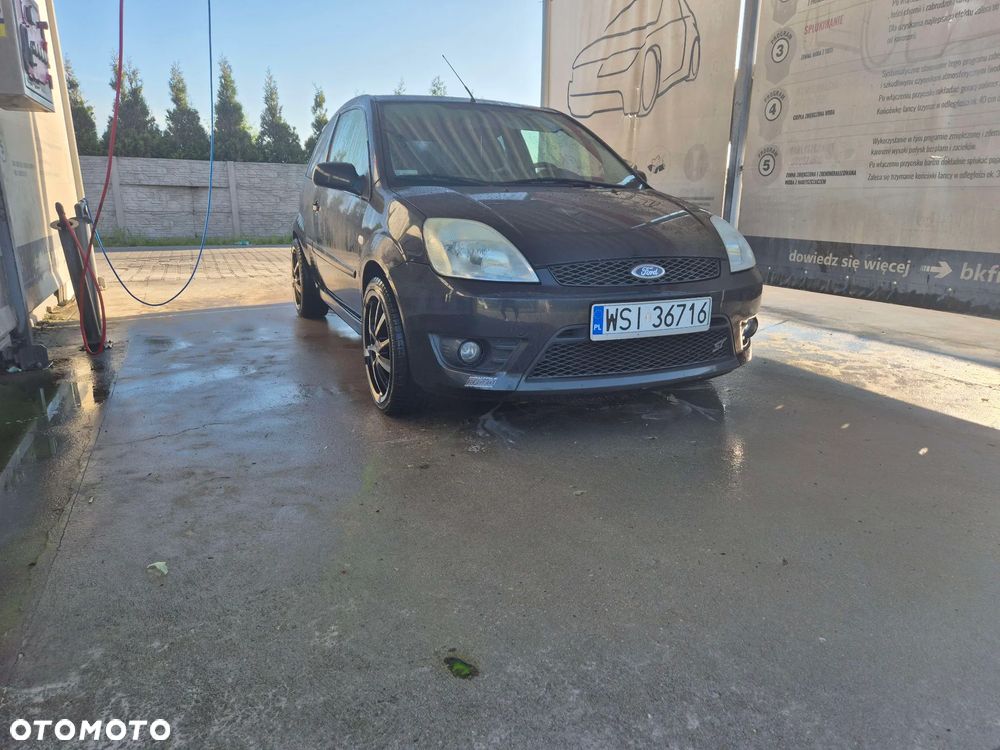 Ford Fiesta 2.0 ST - 1
