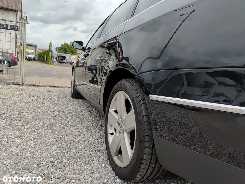 Volkswagen Passat 2.0 TDI DPF DSG Highline - 8