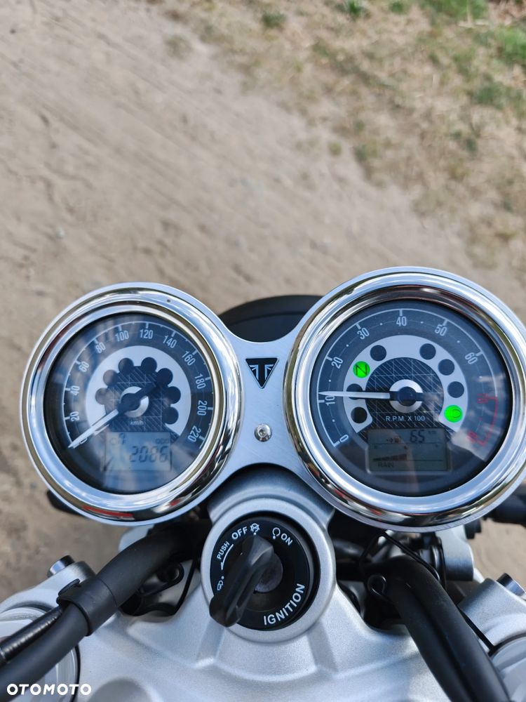Triumph Speed Twin - 6