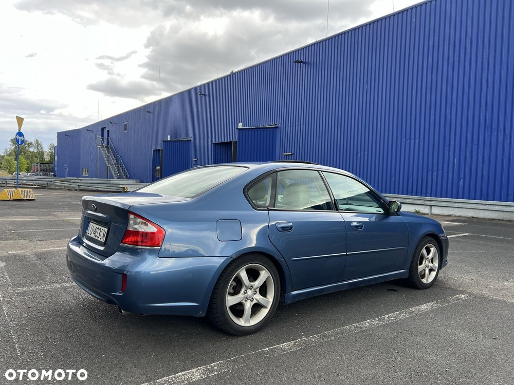 Subaru Legacy - 4