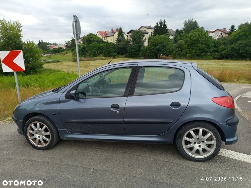 Peugeot 206 1.4 Happy - 2