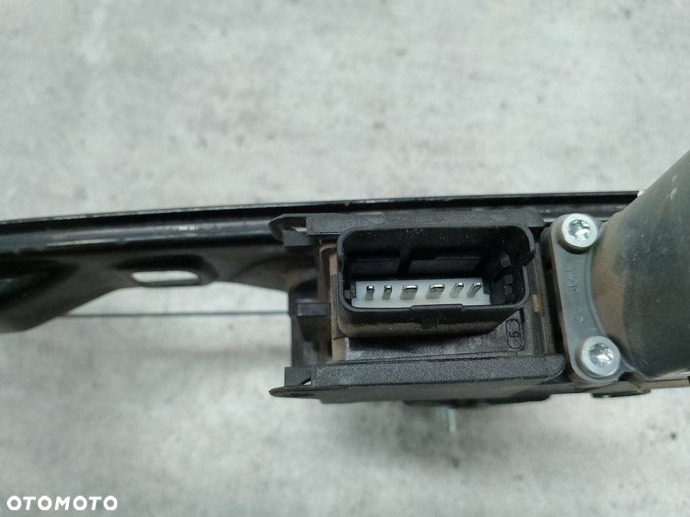 PODNOŚNIK SZYBY PRAWY PRZÓD CITROEN NEMO - 2