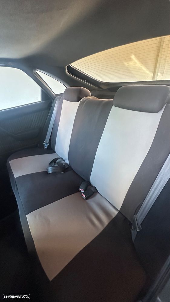 Toyota Carina E Liftback 1.6 Classy - 4