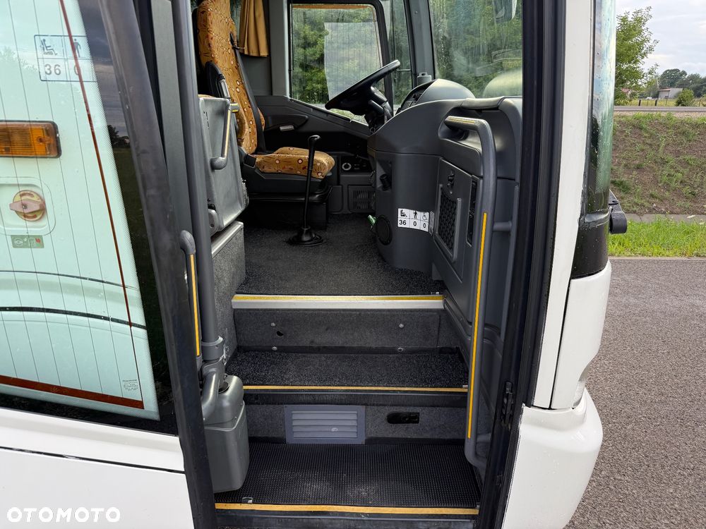 Mercedes-Benz Tourino - 13