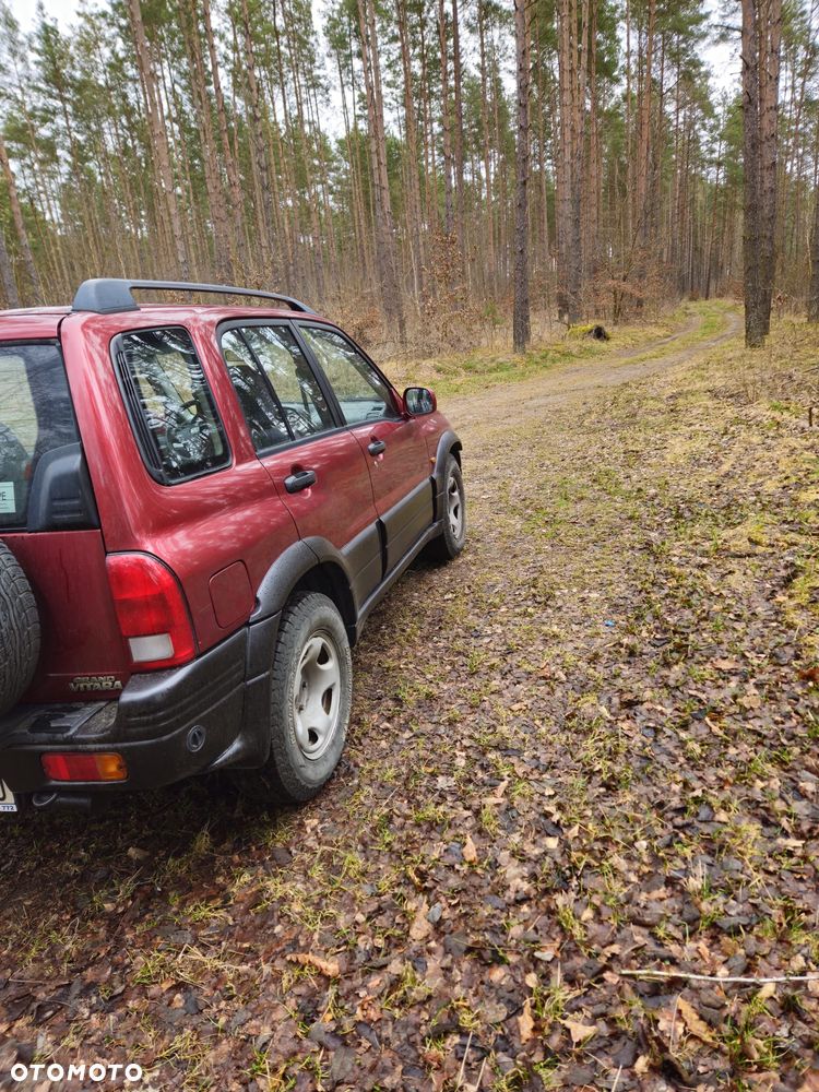 Nissan Qashqai+2 2.0 Visia - 7