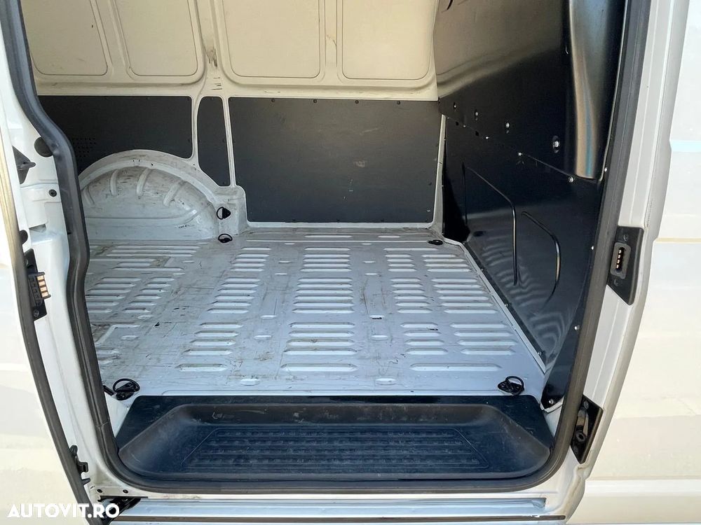 Volkswagen Transporter Kombi T6.1 2.0 TDI 81 kW KR - 9