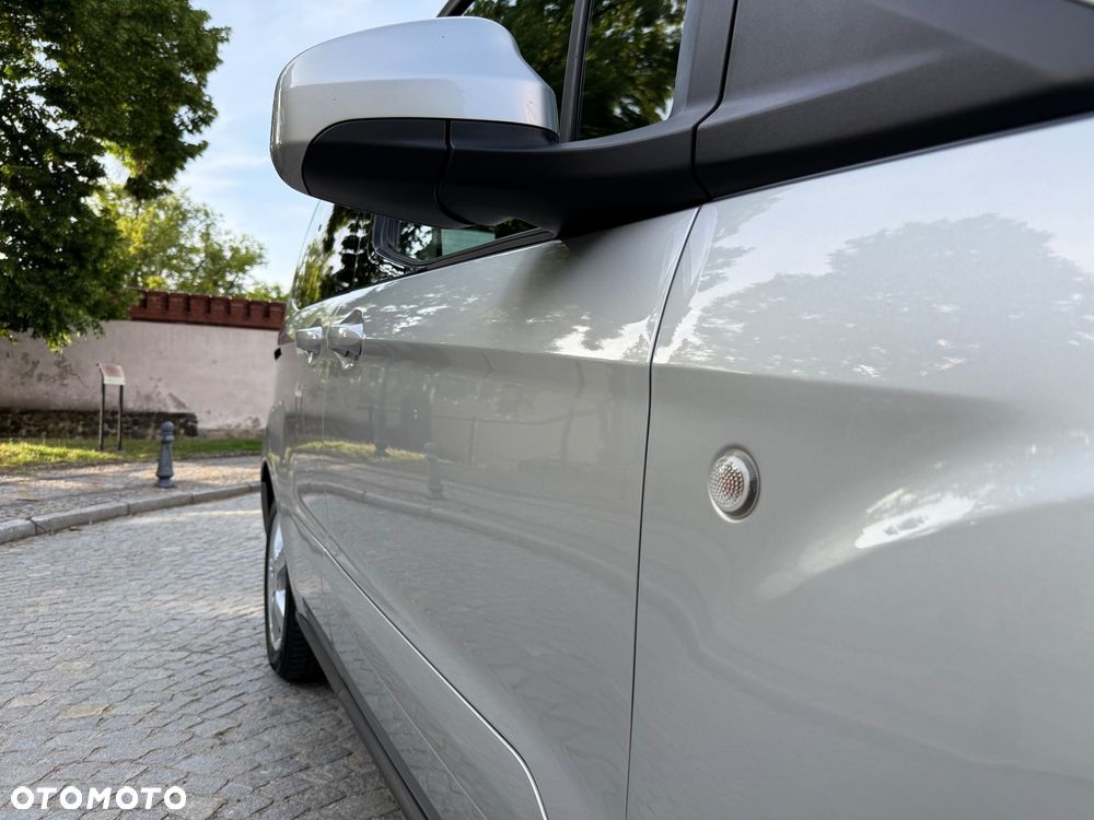 Ford Tourneo Courier 1.5 TDCi S&S Titanium - 16