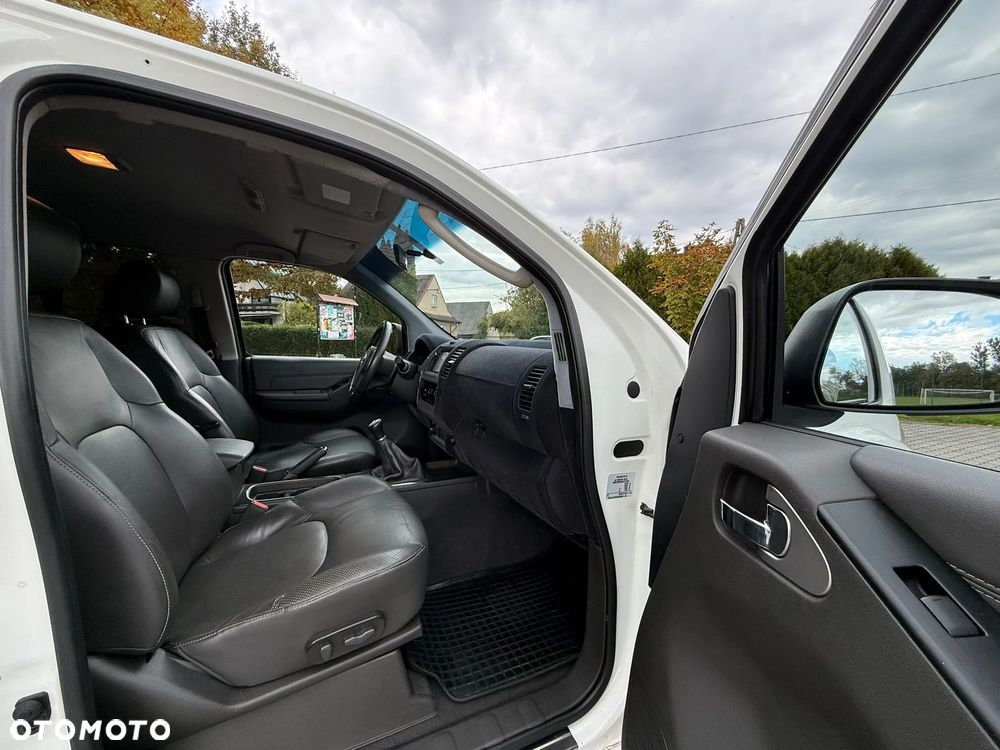 Nissan Navara LE - 23