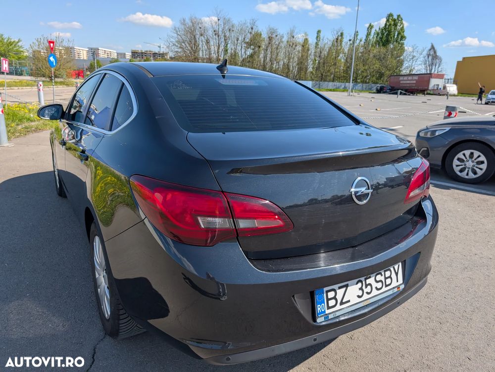 Opel Astra 1.7 CDTI DPF - 5