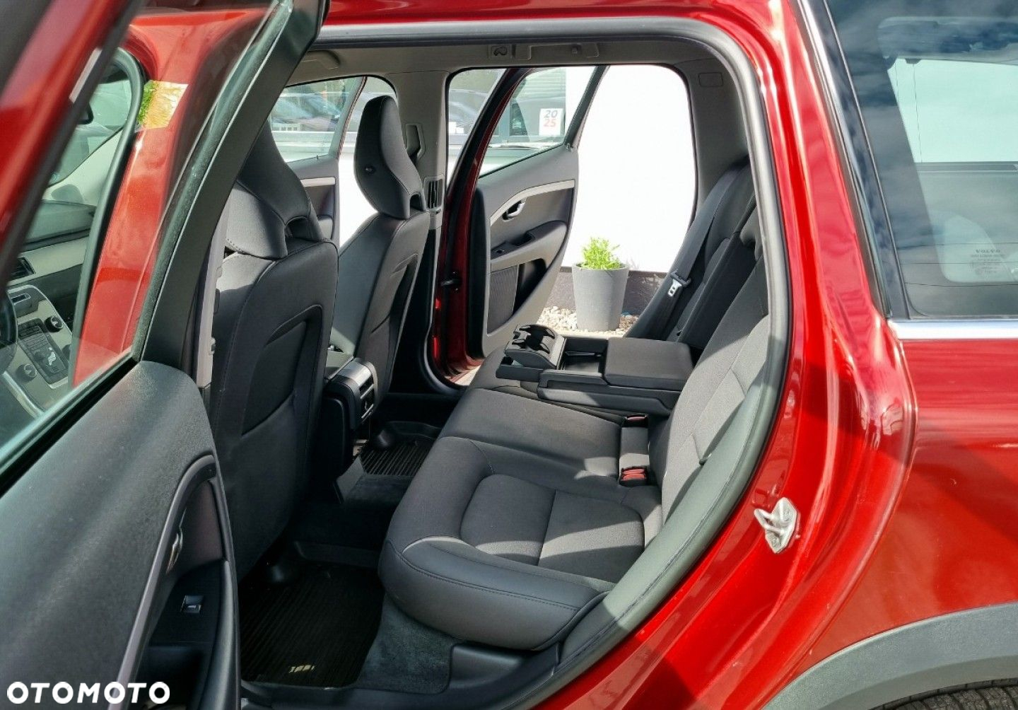 Volvo XC 70 - 22