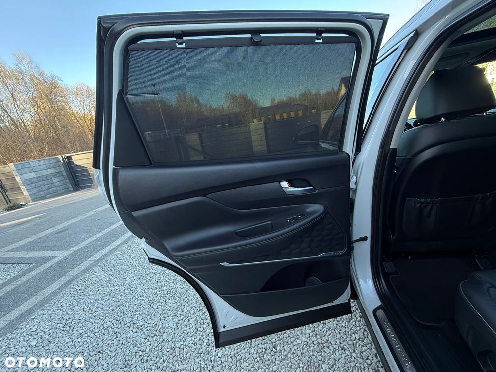 Hyundai Santa Fe 1.6 HEV 2WD SEVEN Signature - 30