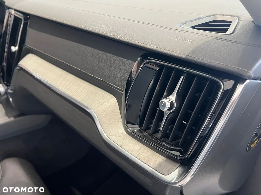 Volvo V60 - 32