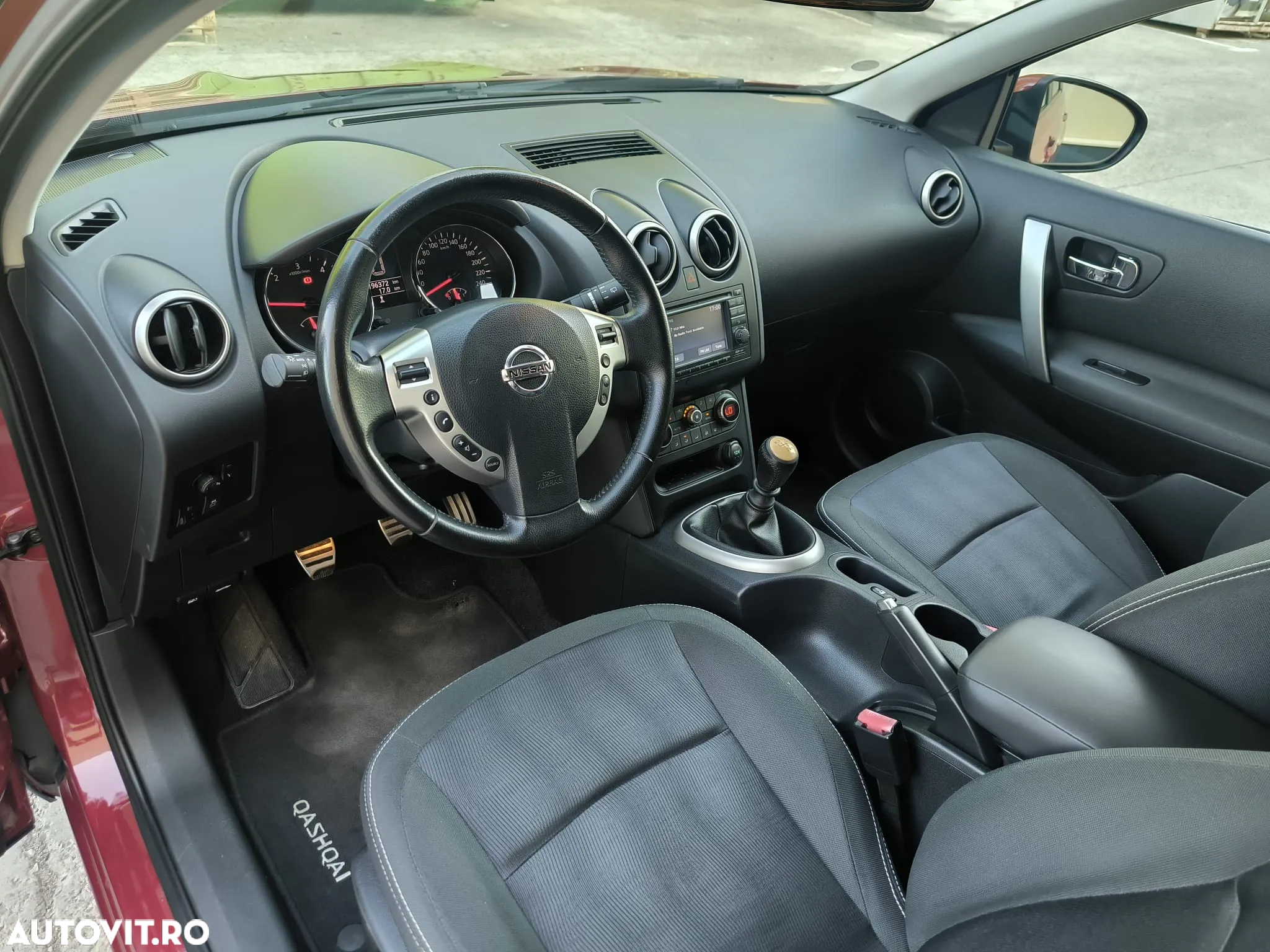 Nissan Qashqai 1.5 DCI TEKNA - 6