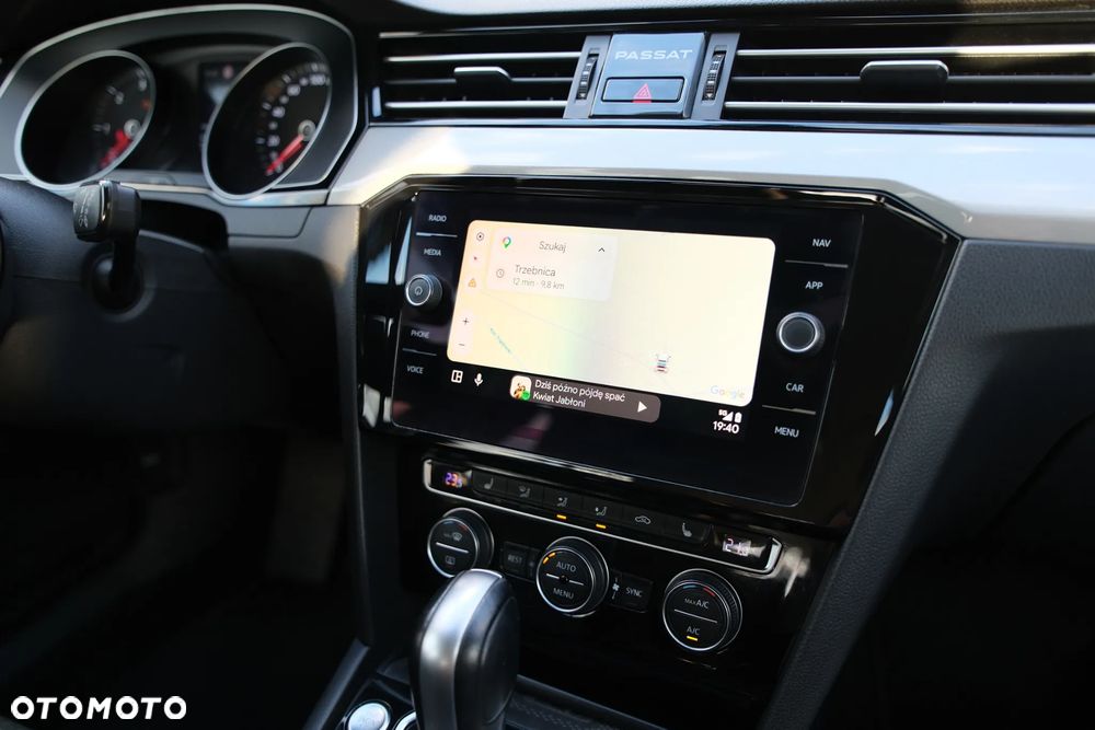 Volkswagen Passat 2.0 TDI Business DSG - 19