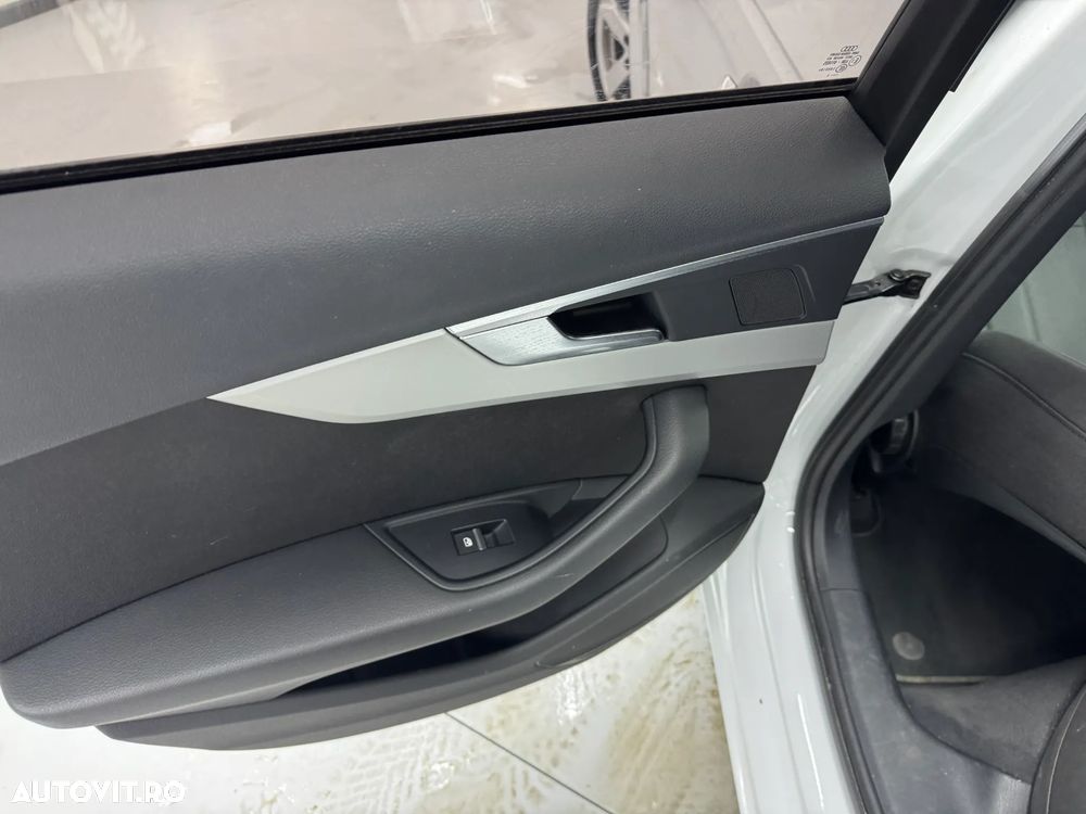 Audi A4 2.0 TDI S tronic - 16