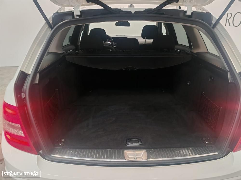 Mercedes-Benz C 220 d Avantgarde - 26