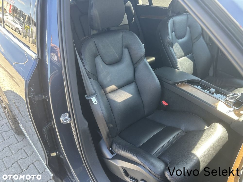 Volvo XC 90 - 28