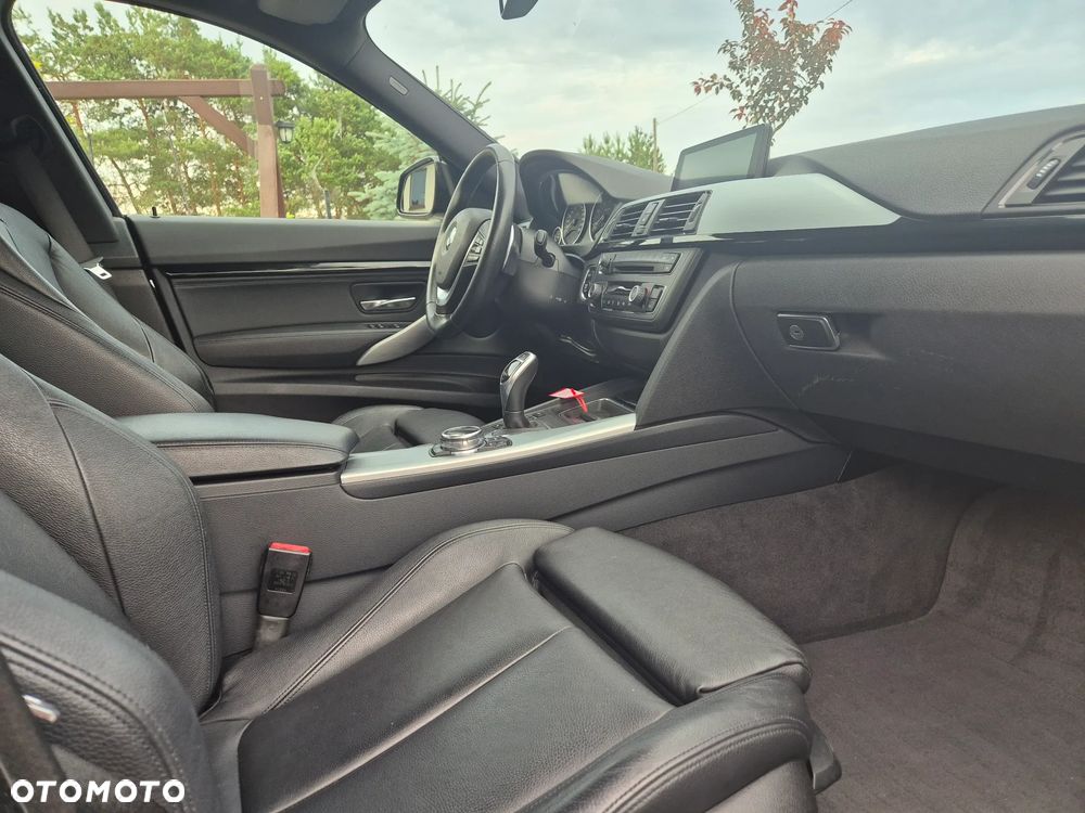 BMW 3GT 320d Sport-Aut Sport Line - 21