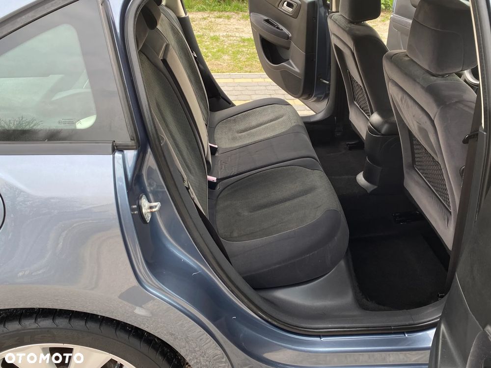 Citroën C4 1.6 16V Exclusive - 39