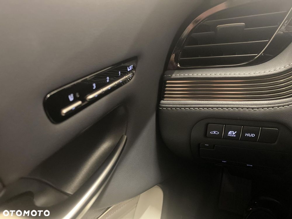 Lexus LS 500h Omotenashi AWD - 20