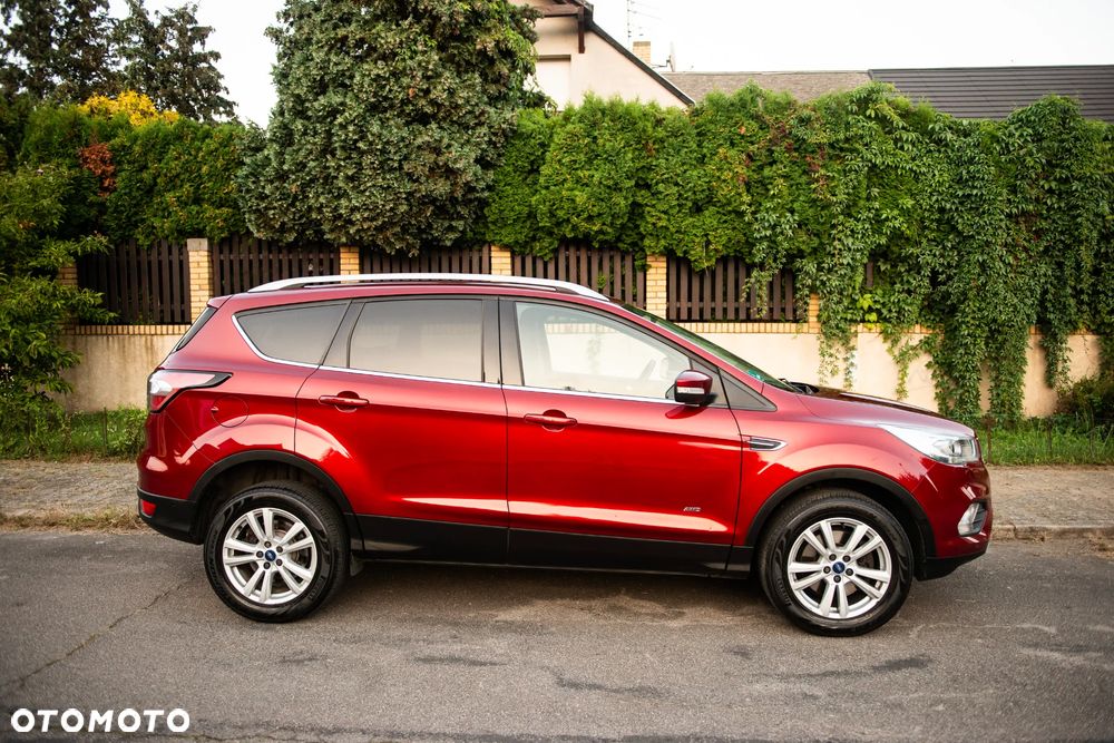 Ford Kuga 2.0 TDCi 4x4 Titanium - 4