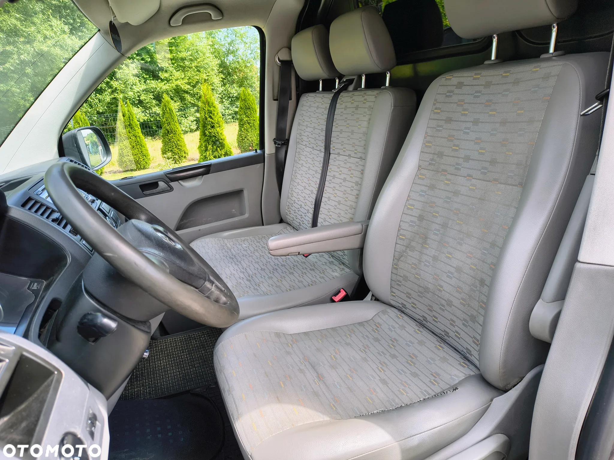 Volkswagen Transporter T5 - 10