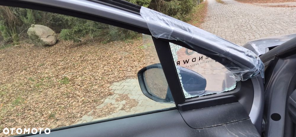 Citroën C3 1.2 PureTech Max - 26