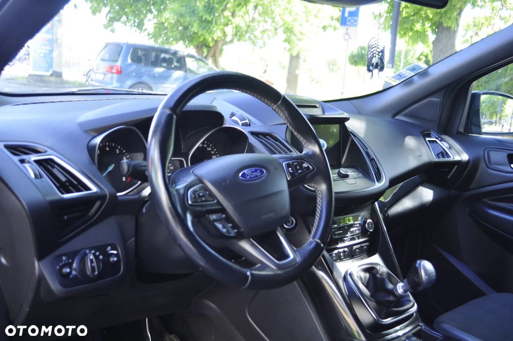 Ford Kuga 1.5 EcoBoost FWD ST-Line ASS - 6
