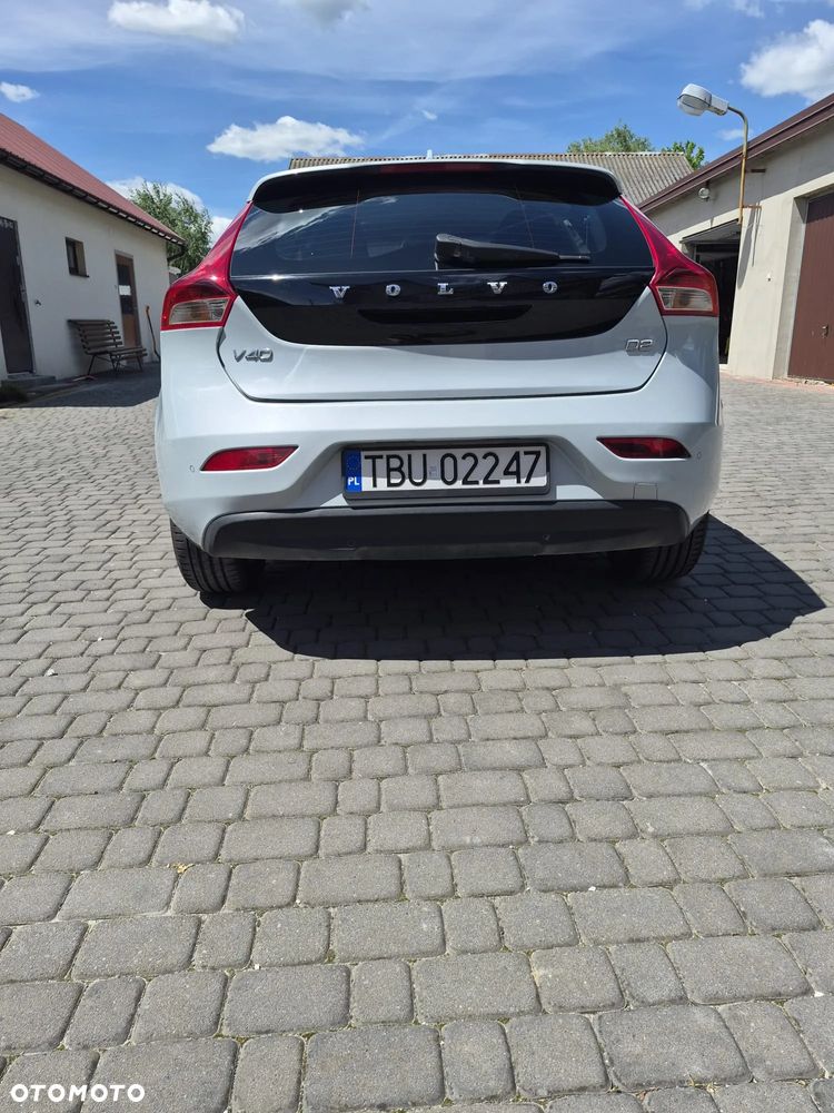 Volvo V40 D2 Drive-E Momentum - 5