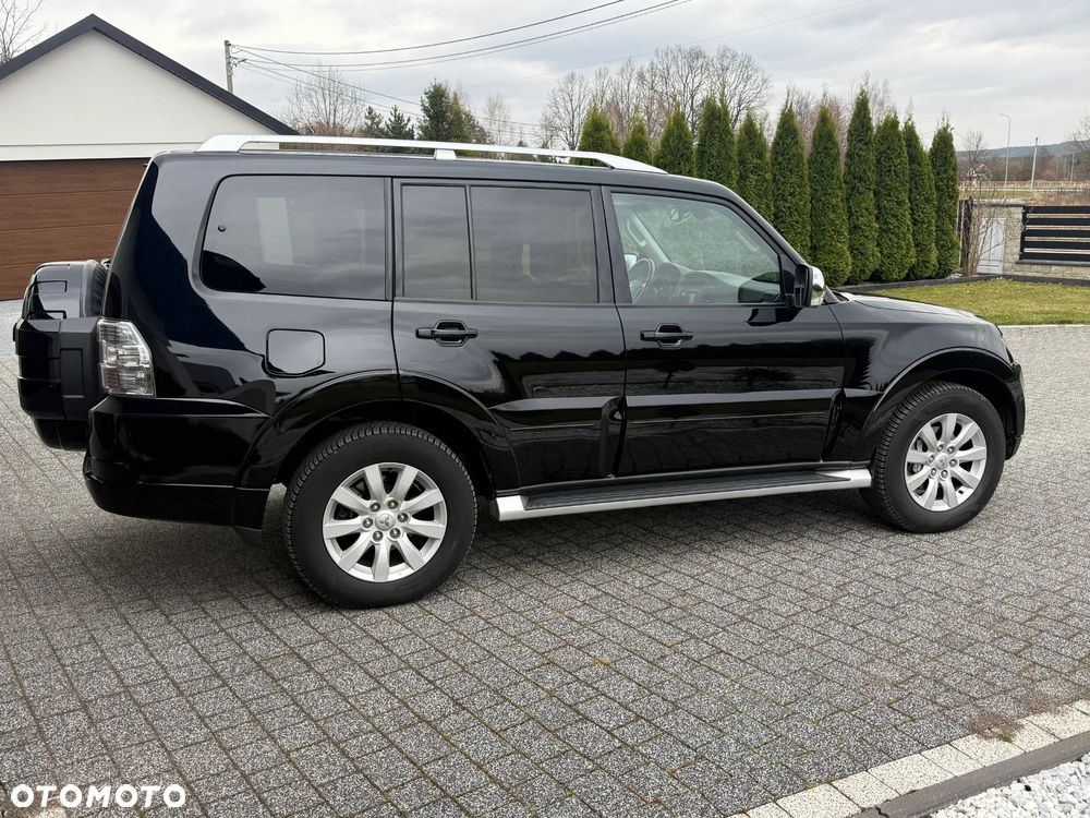 Mitsubishi Pajero 3.2 DID Instyle - 28