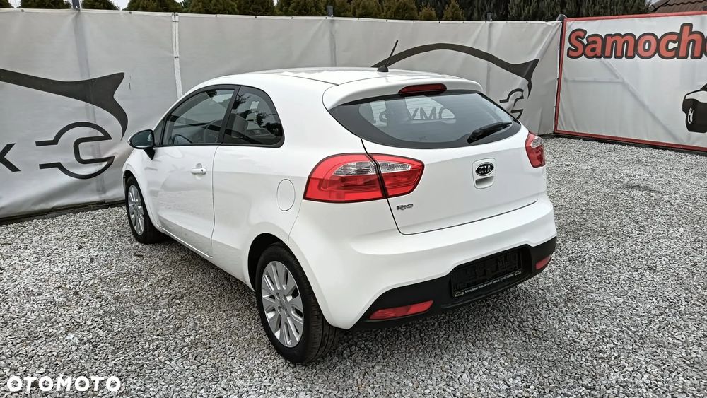 Kia Rio 1.2 Edition 7 - 13