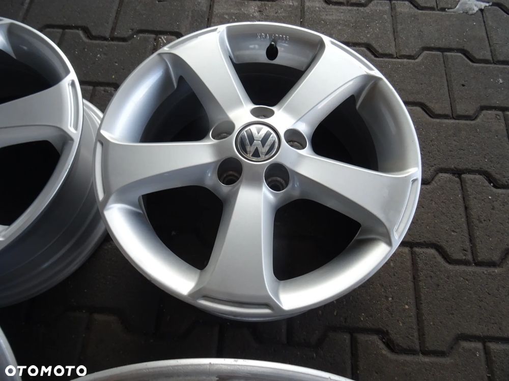 5x100x57 6Jx15 ET40 Volkswagen oryginalne felgi 15 - 4