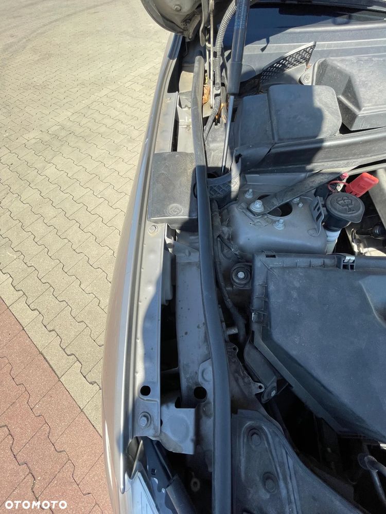 BMW X1 sDrive18d Sport Line - 32