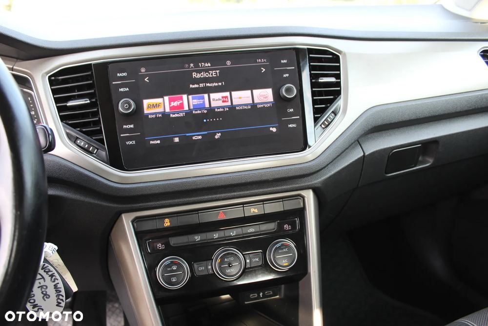 Volkswagen T-Roc 1.0 TSI OPF Style - 24