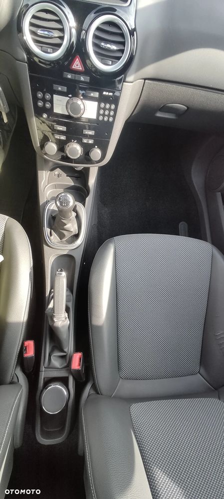 Opel Corsa 1.2 16V Cosmo - 16