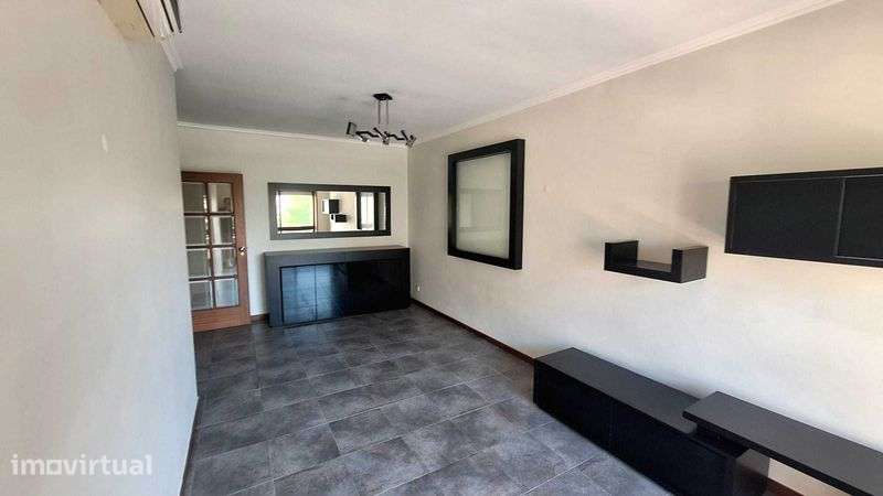 Alugo Apartamento T2 Águas Santas (Maia) - Grande imagem: 5/12