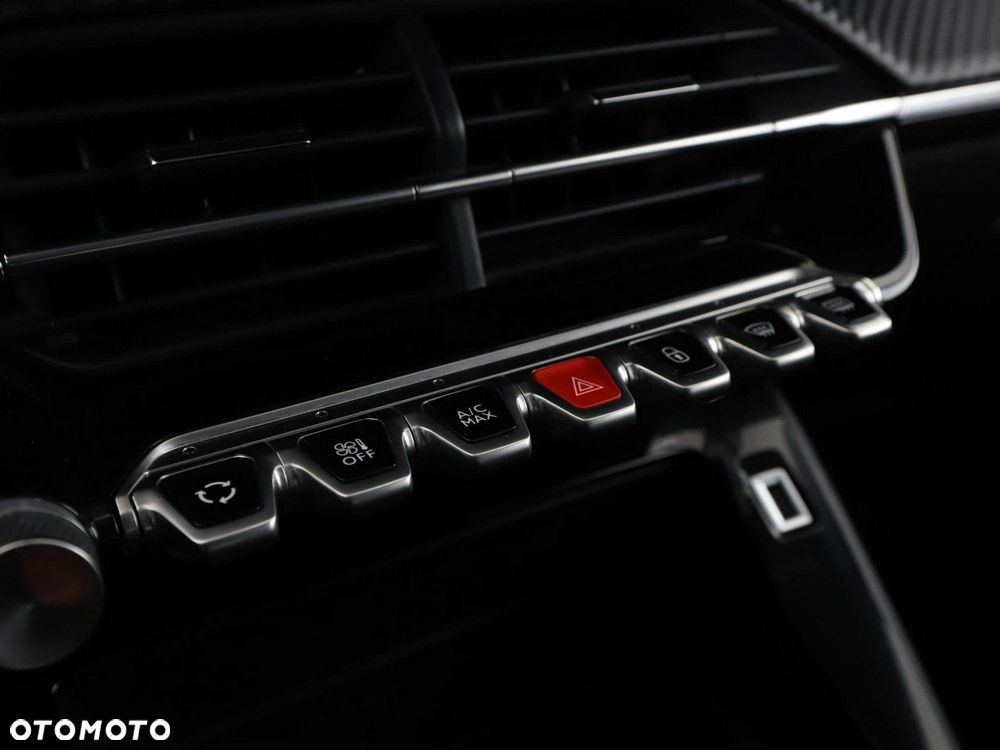 Peugeot 208 PureTech 100 Style - 28