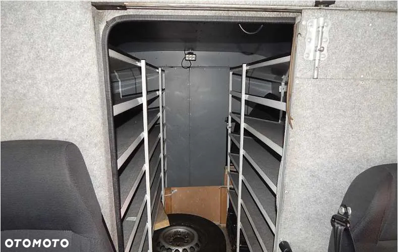 Mercedes-Benz Sprinter - 7