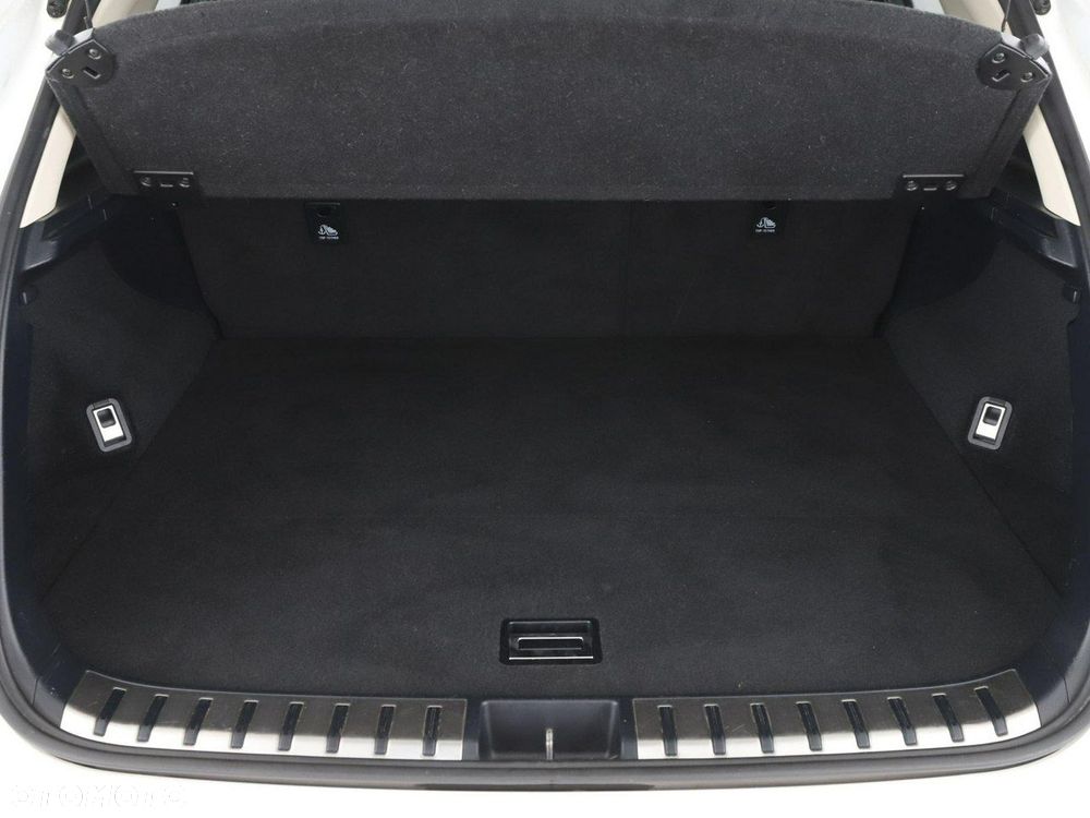 Lexus NX 300h E-FOUR Luxury Line - 20