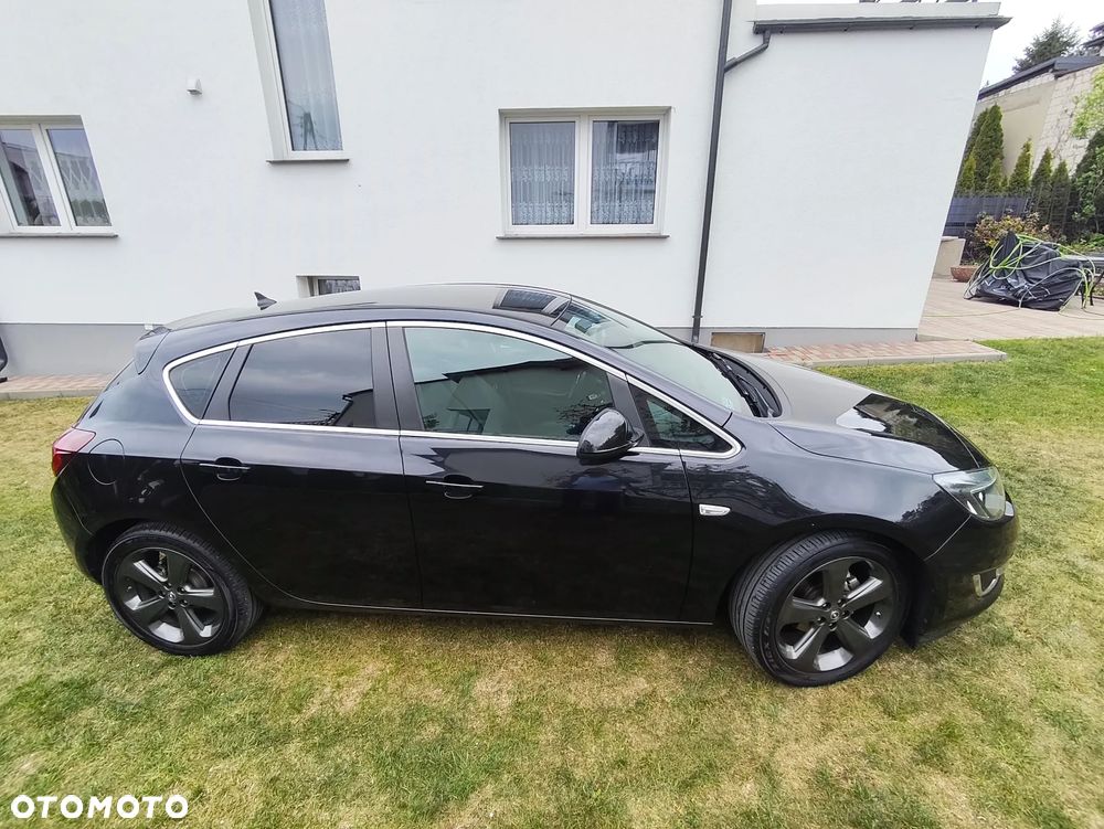 Opel Astra 1.4 T Cosmo - 5