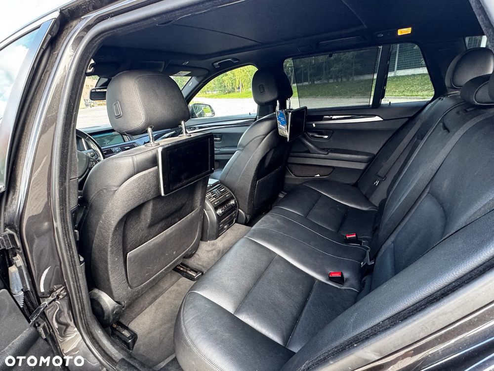 BMW Seria 5 520d xDrive - 8