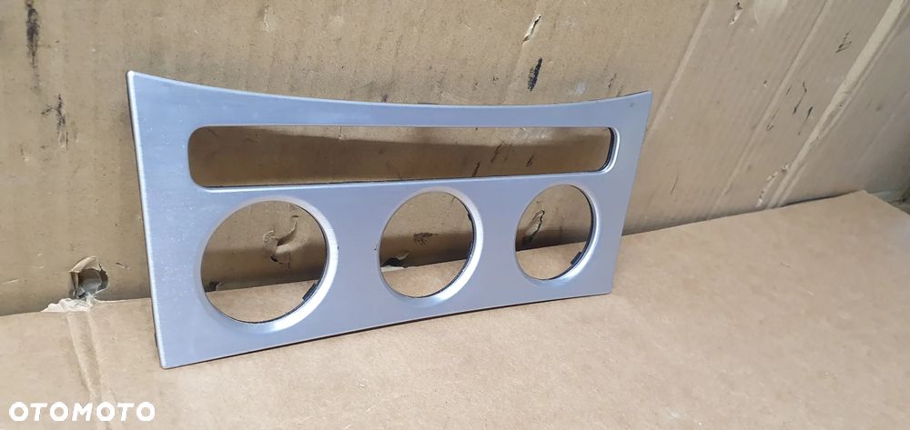 Ramka panelu nawiewu konsoli dekor VW Passat B6 3C0863100 - 4