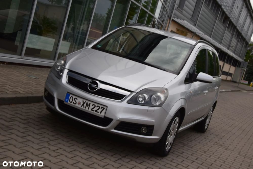 Opel Zafira 1.8 Easytronic Cosmo - 26
