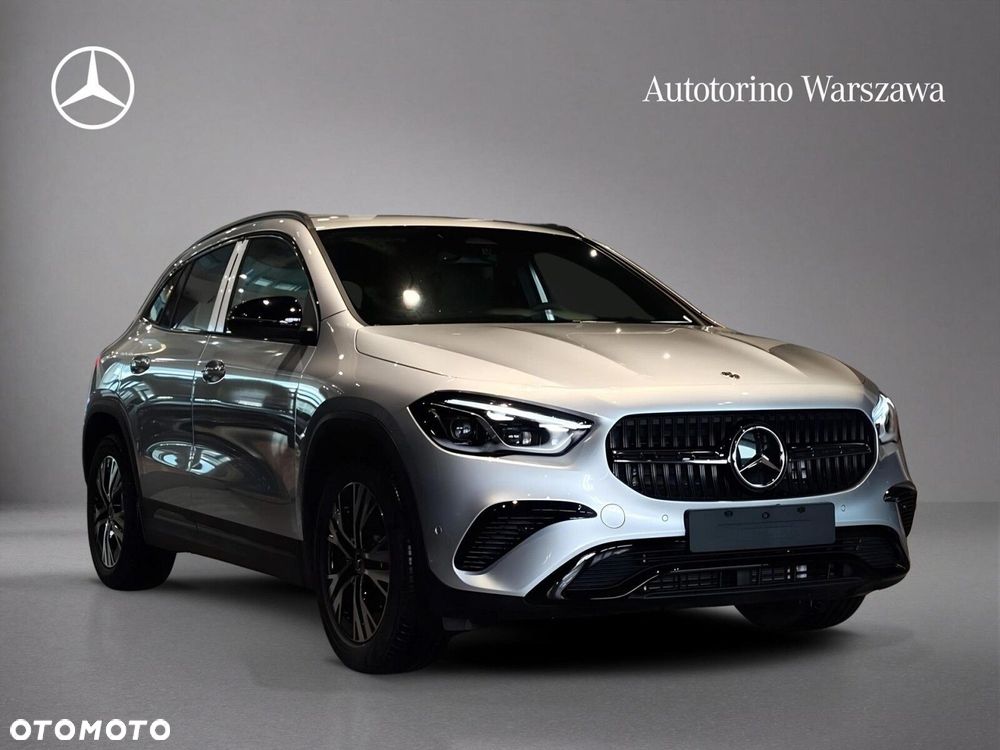 Mercedes-Benz GLA - 1