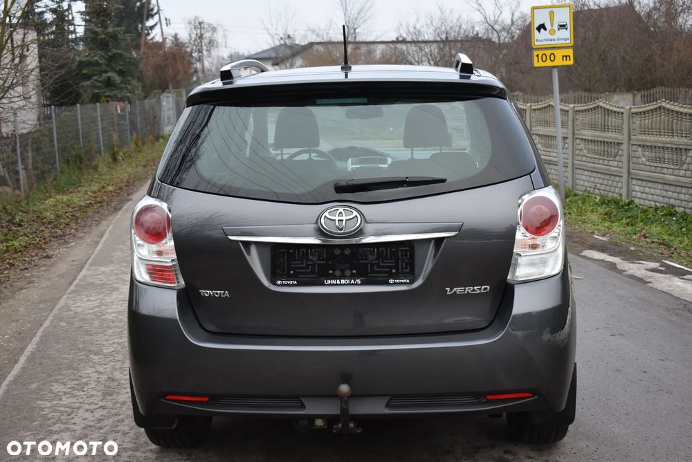 Toyota Verso 1.8 7-Sitzer Executive - 8