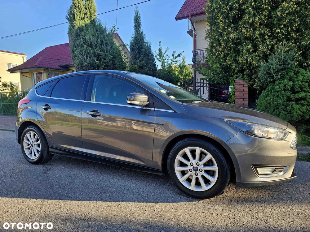 Ford Focus 2.0 TDCi Titanium ASS - 4