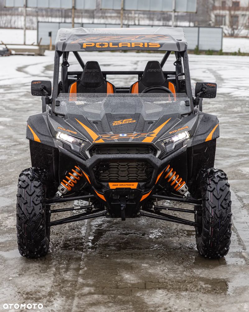 Polaris RZR - 6