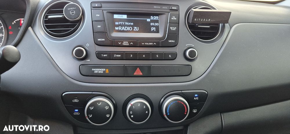 Hyundai i10 1.0 5DR EU6 Comfort+ - 9