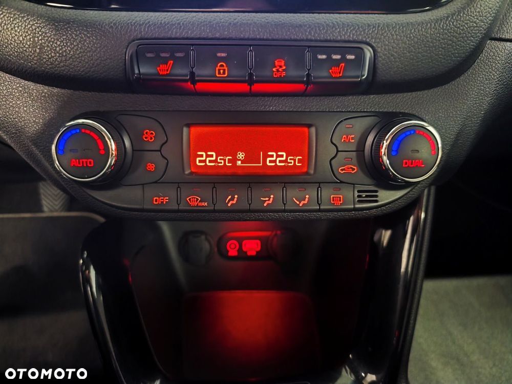 Kia Ceed 1.6 GDI Platinum Edition - 11