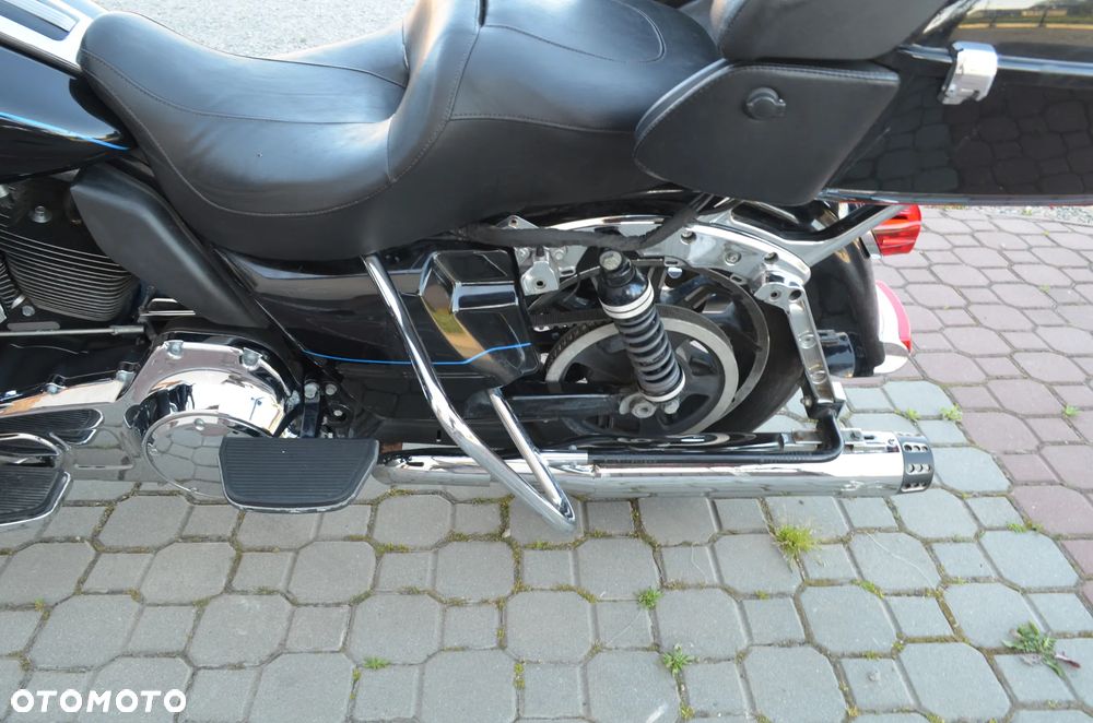 Harley-Davidson FLH Electra Glide - 13